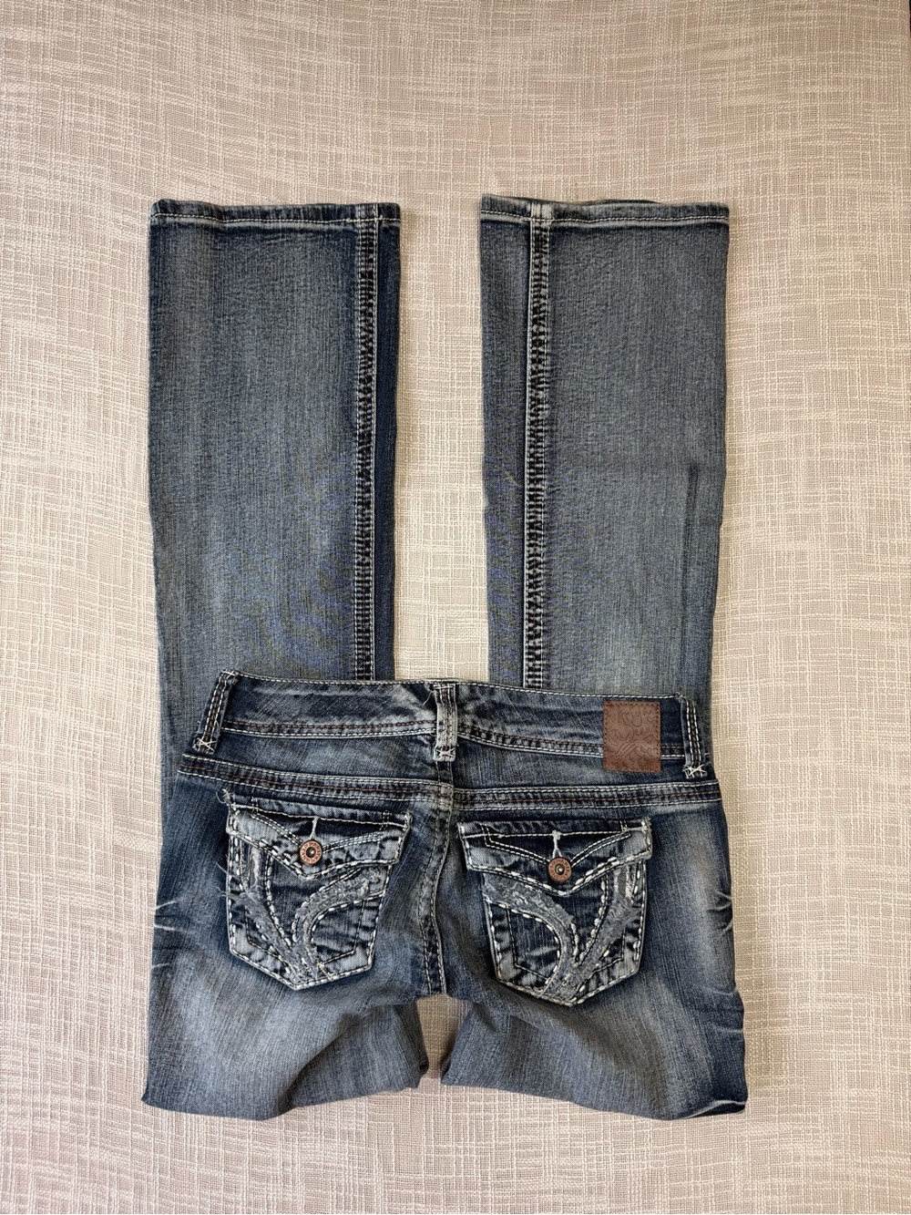 Ariya Jeans Size 5/6 Low Rise Bootcut Jeans Y2K Dark Wash Distressed